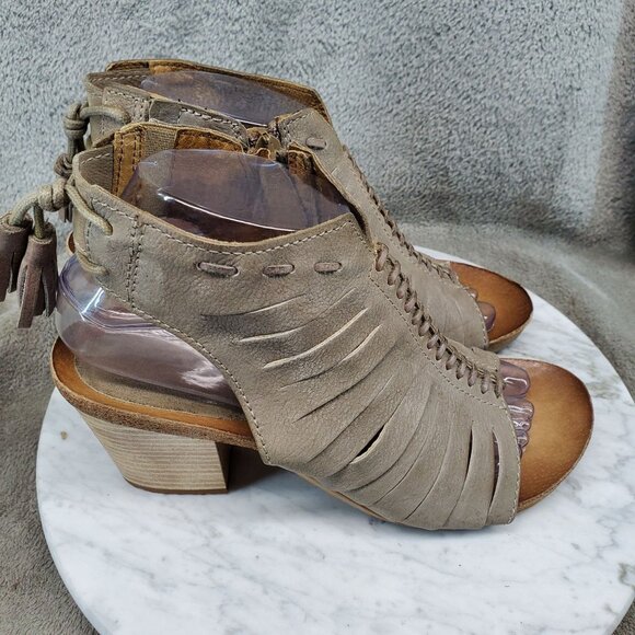 Miz Mooz Shoes Womens Size 7.5 Maddie Taupe Brown Leather Heeled Sandals - Picture 8 of 10